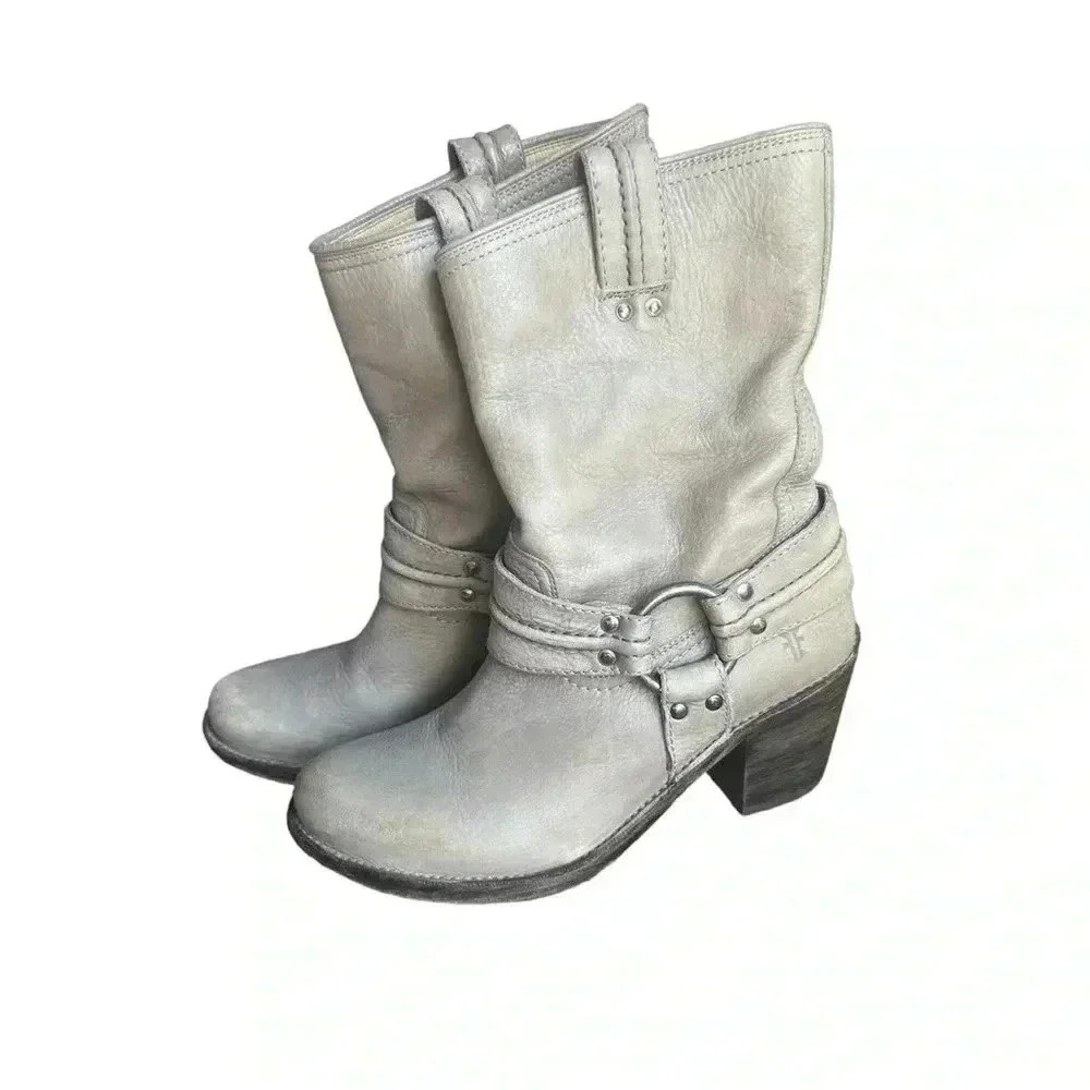 FRYE “Carmen” Harness Short Boot Grey Vintage 7